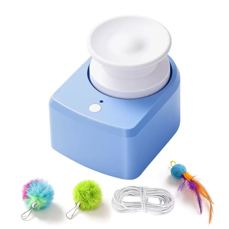 Automatic Cat Chase Toy unit and included play accessories